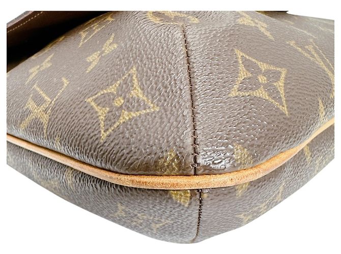 Borsa a tracolla Musette Louis Vuitton Marrone - view 8