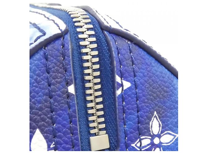 Borsa a tracolla Louis Vuitton Monogram Bandana City Keepall Blu - vista 4