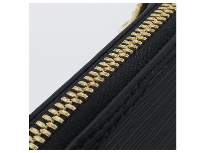 Borsa Louis Vuitton Epi Alma BB Nero - vista 6