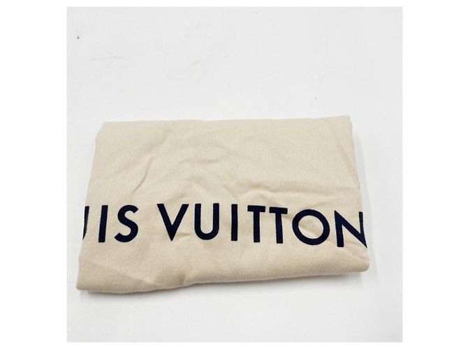 Borsa a tracolla Louis Vuitton Avenue Sling Nero - vista 10