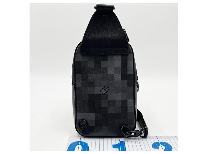 Borsa a tracolla Louis Vuitton Avenue Sling Nero - vista 2