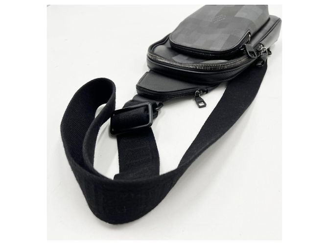 Borsa a tracolla Louis Vuitton Avenue Sling Nero - vista 6
