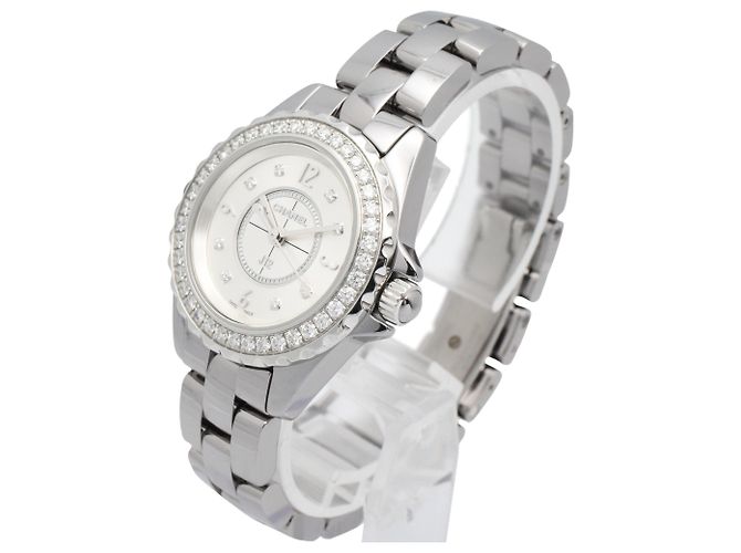 Chanel J12 Chromatic Diamond Bezel Uhr - Ansicht 2