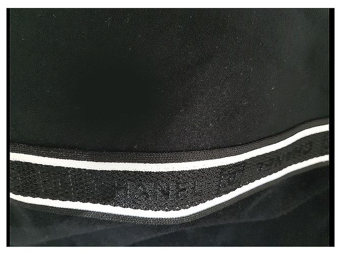 Timeless Chanel CC Logo Kleid Schwarz - Ansicht 3