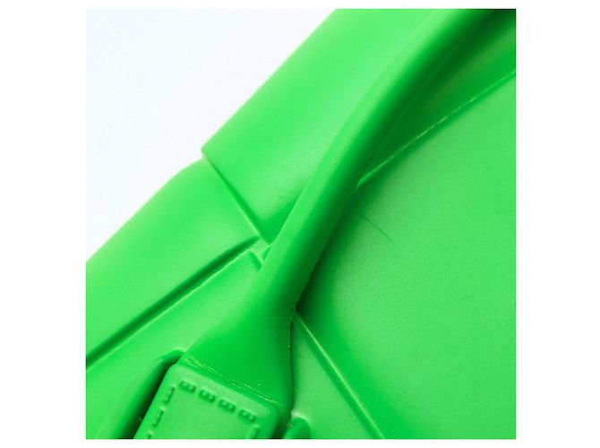 Borsa Arco di Bottega Veneta in gomma verde - vista 11