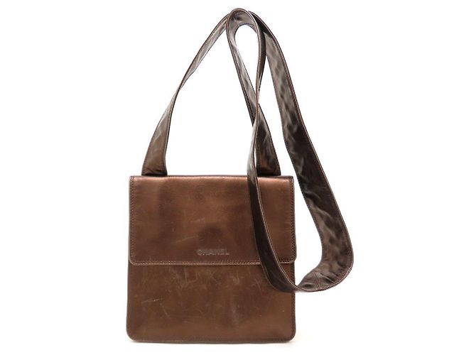 Borsa a tracolla in pelle Chanel color Bronzo - vista 2