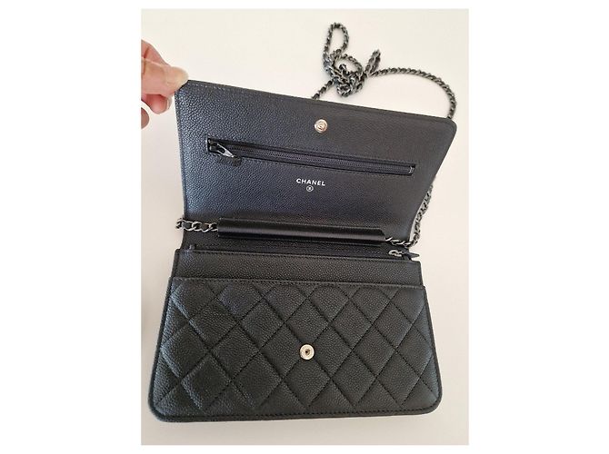 Chanel iBOY WOC Negro - vista 4