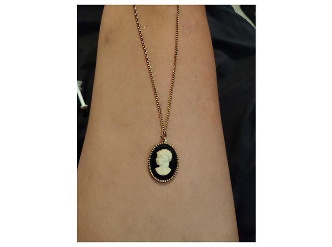 Autre Marque Collana con pendente Cameo Nero Bianco D'oro - vista 3