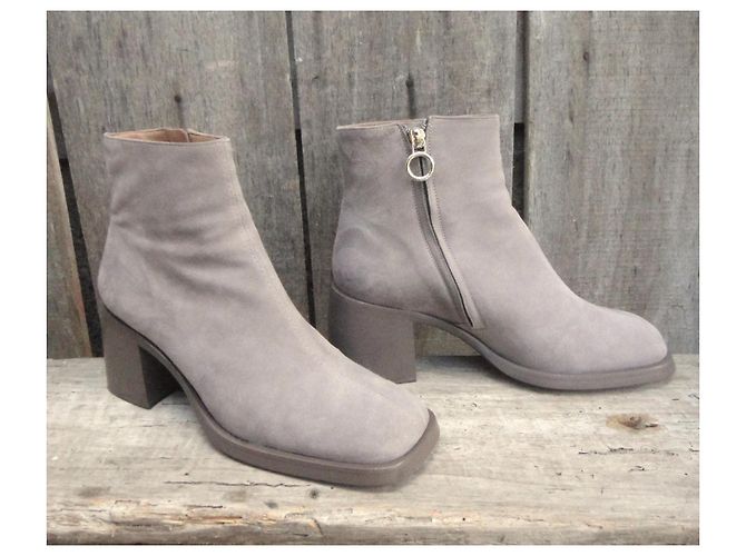 Botines Free Lance de ante Gris - vista 3