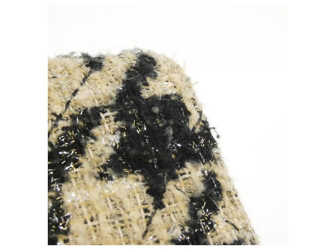Chanel Chain Wallet in tweed nero beige oro D'oro - vista 4