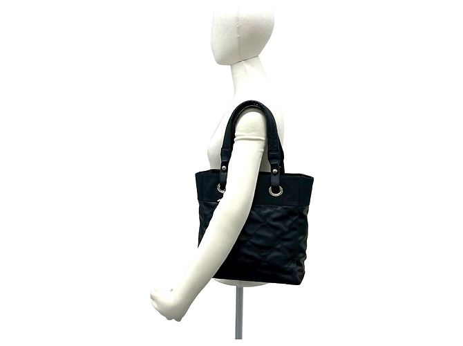 Borsa Tote Chanel Paris Biarritz PM in pelle e tela Nero - vista 2