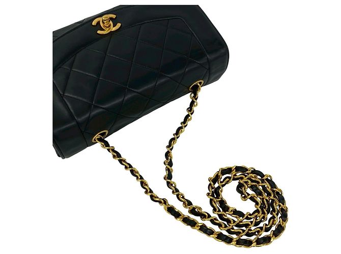 Borsa a Spalla Chanel Matelassé Diana Flap Nero - vista 4