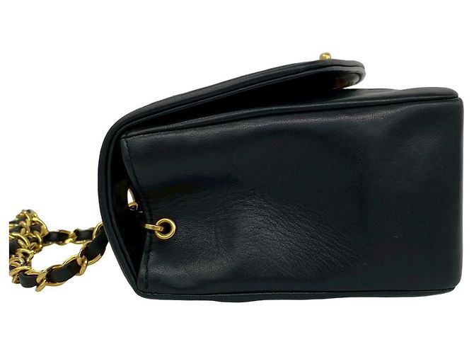 Borsa a Spalla Chanel Matelassé Diana Flap Nero - vista 5