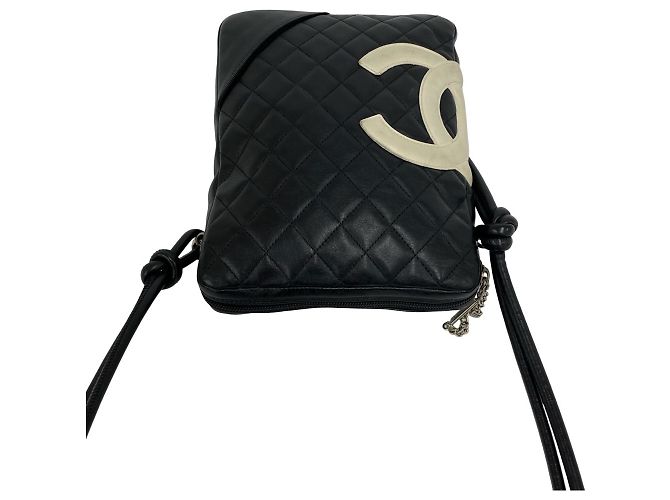 Mini borsa a tracolla in pelle nera Chanel Cambon Line Nero Bianco - vista 4