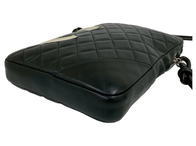 Mini borsa a tracolla in pelle nera Chanel Cambon Line Nero Bianco - vista 8