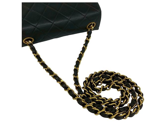 Timeless Chanel Vintage Matelassé Coco Lammfell Mini Schultertasche mit Kette Schwarz - Ansicht 4
