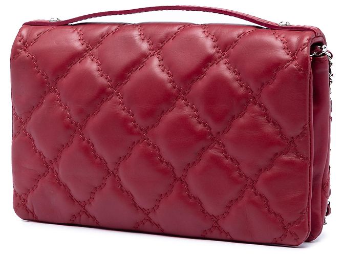 Clutch Hamptons in pelle di vitello trapuntata rossa con doppia cucitura e catena Chanel - vista 2