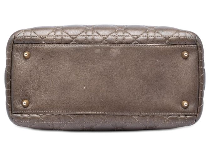 Dior Lady Dior in agnello metallizzato marrone misura Medium Bronzo - vista 3