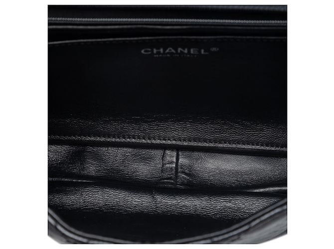 Chanel Black Quilted Iridescent Lambskin Reissue 2.55 Chain Flap Nero - vista 4