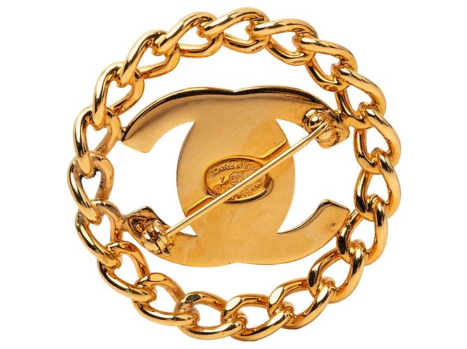 Spilla rotonda con catena e chiusura Turn Lock Chanel Gold CC placcata oro D'oro - vista 2