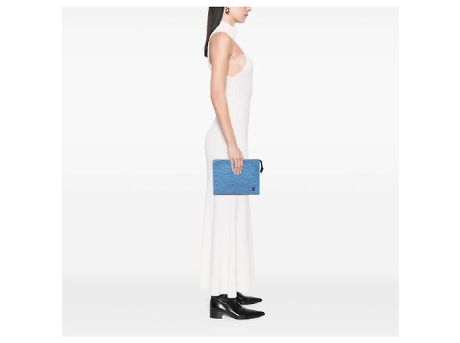 Pochette da toilette Louis Vuitton in Toile Epi Denim blu 26 - vista 6