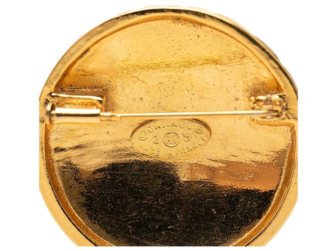 Spilla rotonda Chanel Gold CC placcata oro D'oro - vista 3