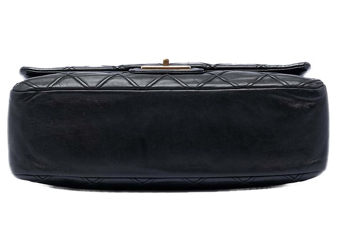 Chanel Black Large Diamond Debossed Calfskin Reissue 2.55 Cosmos Flap Nero - vista 3