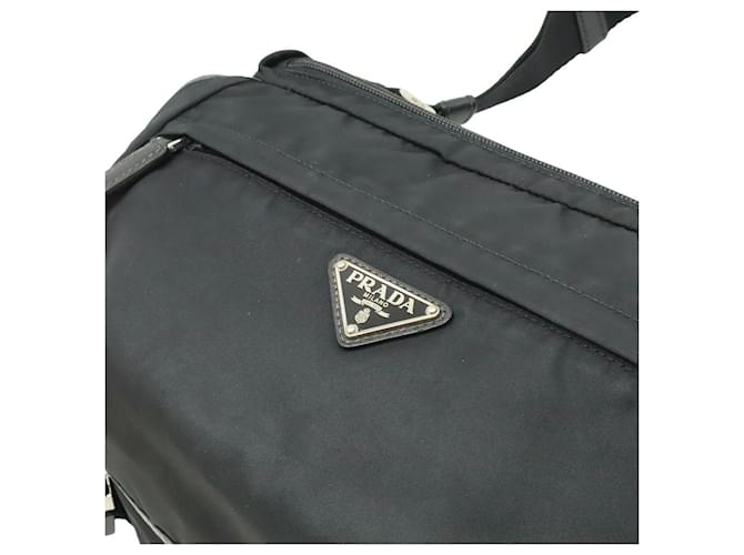 Borsa a tracolla Prada Nylon Leather Triangle Nero - vista 7