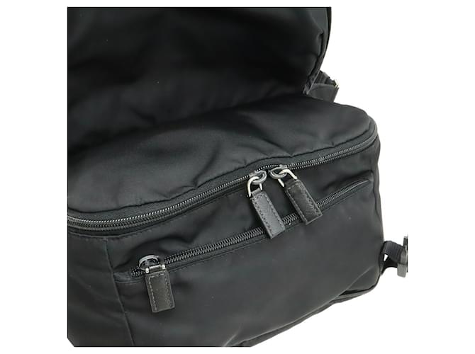 Borsa a tracolla Prada Nylon Leather Triangle Nero - vista 8