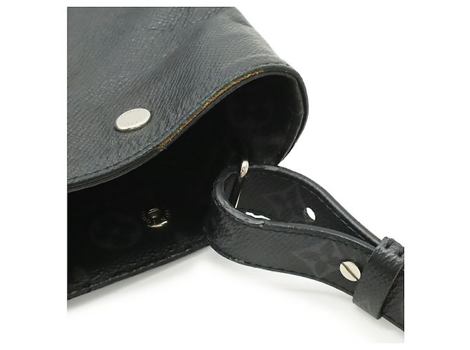 Borsa City Tote Monogram Eclipse Louis Vuitton Nero - vista 10
