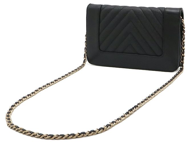 Borsa a tracolla Chanel Mademoiselle V-Stitch Chevron Nero - vista 3