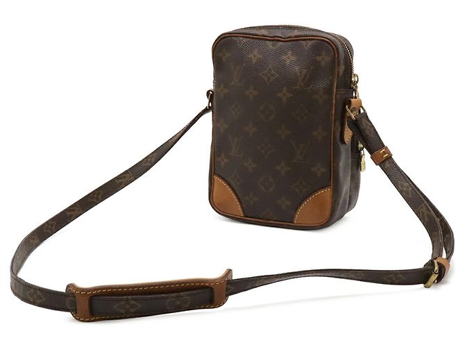 Borsa a tracolla Louis Vuitton Monogram Amazon Pochette Marrone - vista 3