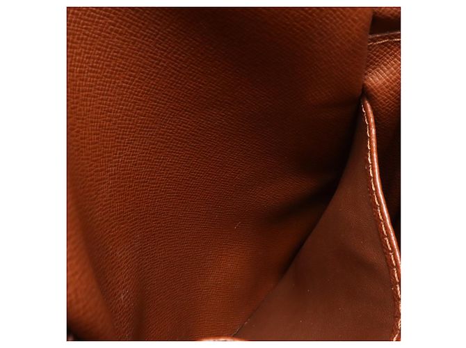 Borsa a tracolla Louis Vuitton Monogram Amazon Pochette Marrone - vista 9