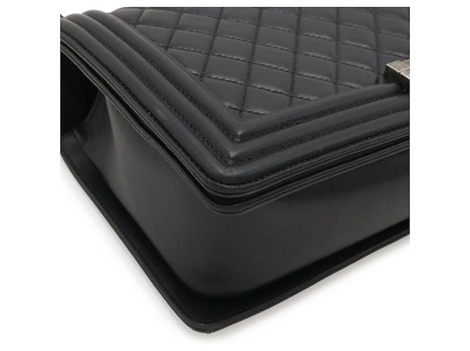 Borsa a Spalla Chanel Boy Chanel Matelassé Nero - vista 4