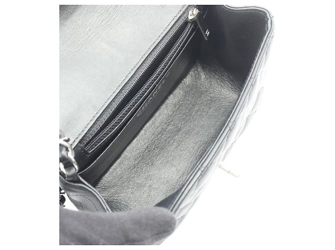 Borsa a Spalla Chanel Mini Matelassé Nero - vista 3