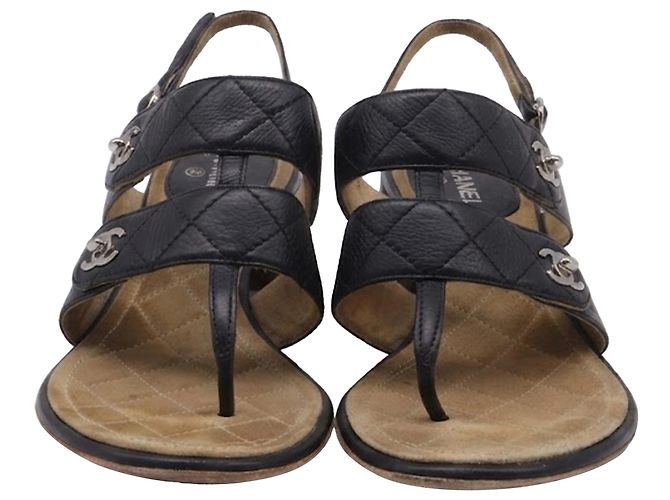 Timeless Sandali slingback Chanel con logo Interlocking CC in pelle di agnello nera Nero - vista 2