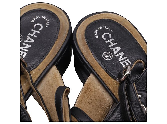 Timeless Sandali slingback Chanel con logo Interlocking CC in pelle di agnello nera Nero - vista 8