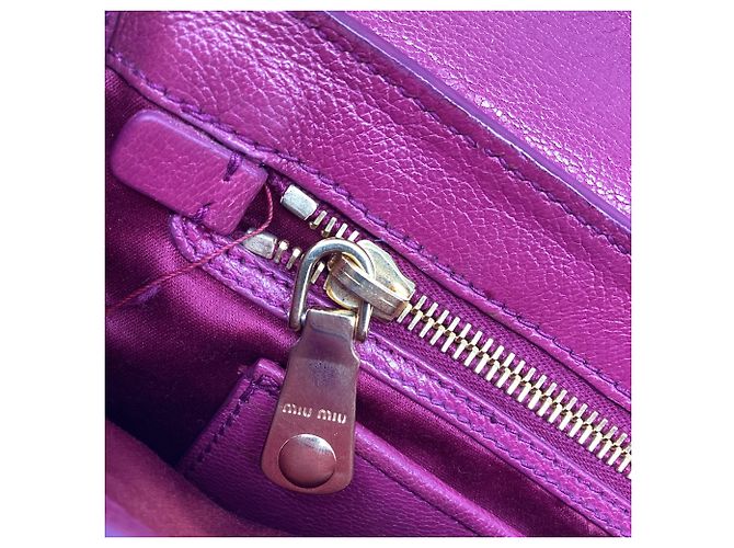 Borsa a tracolla con catena Miu Miu in pelle bordeaux Rosso Bordò - vista 13