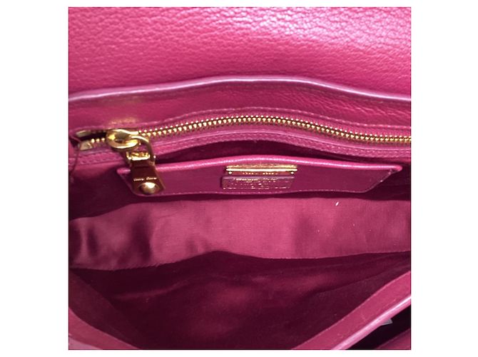 Borsa a tracolla con catena Miu Miu in pelle bordeaux Rosso Bordò - vista 15