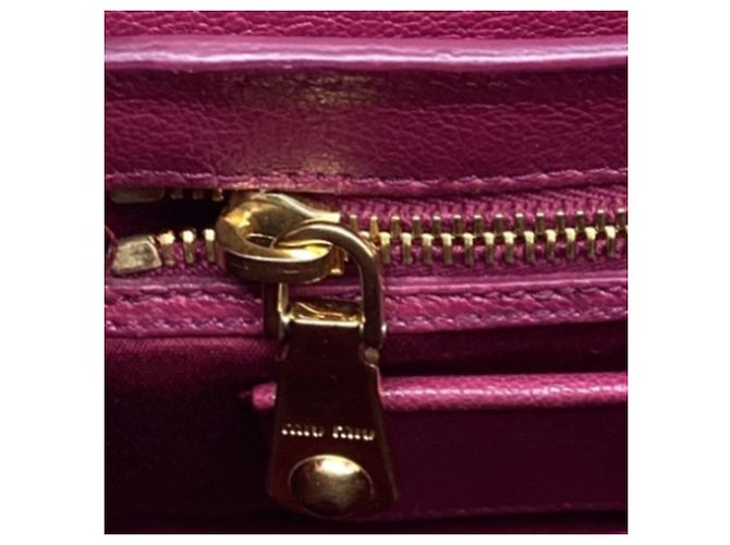 Borsa a tracolla con catena Miu Miu in pelle bordeaux Rosso Bordò - vista 16