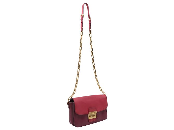 Borsa a tracolla con catena Miu Miu in pelle bordeaux Rosso Bordò - vista 2