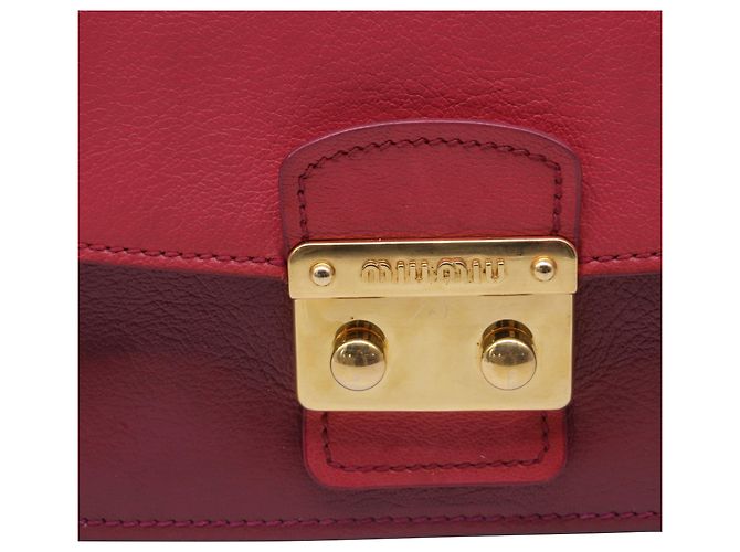 Borsa a tracolla con catena Miu Miu in pelle bordeaux Rosso Bordò - vista 7