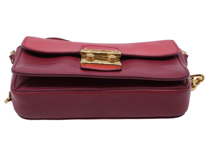 Borsa a tracolla con catena Miu Miu in pelle bordeaux Rosso Bordò - vista 8