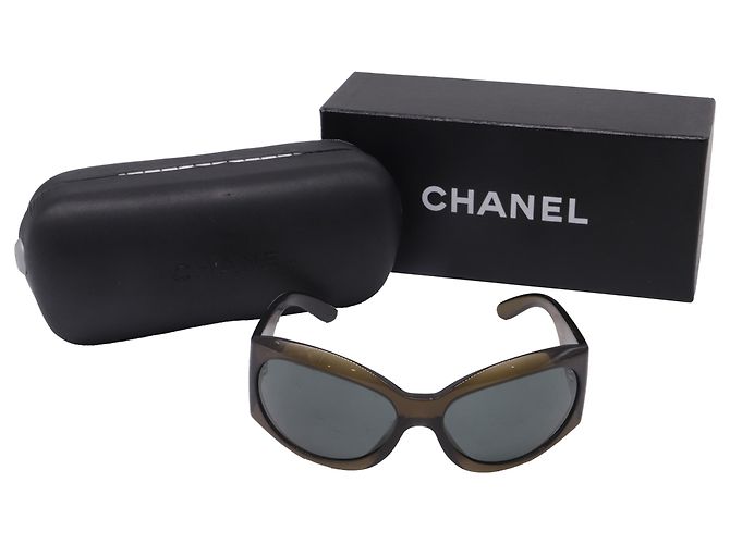 Timeless Gafas de sol Chanel Interlocking C 5084H en acetato oliva Castaño Roja - vista 6