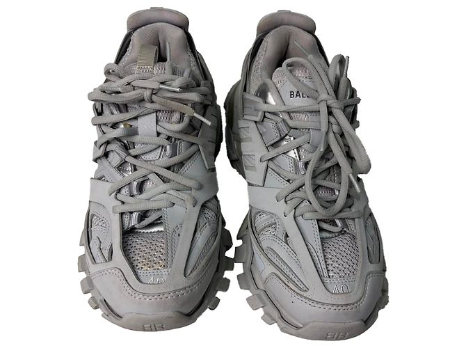 Balenciaga Track Sneaker mit recycelter Sohle aus grauem Polyurethan - Ansicht 3