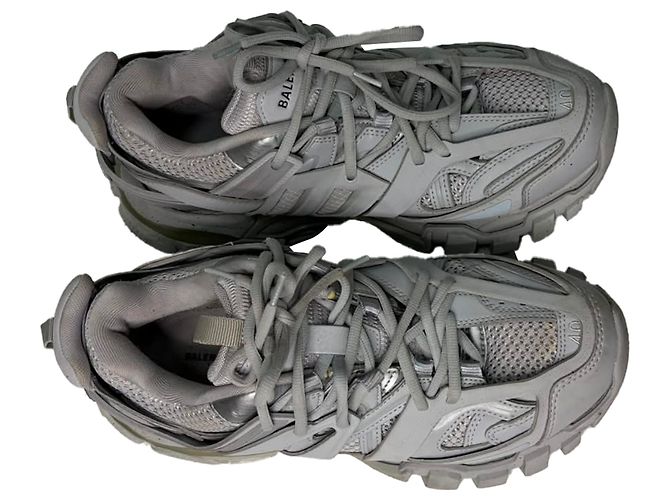 Balenciaga Track Sneaker mit recycelter Sohle aus grauem Polyurethan - Ansicht 9
