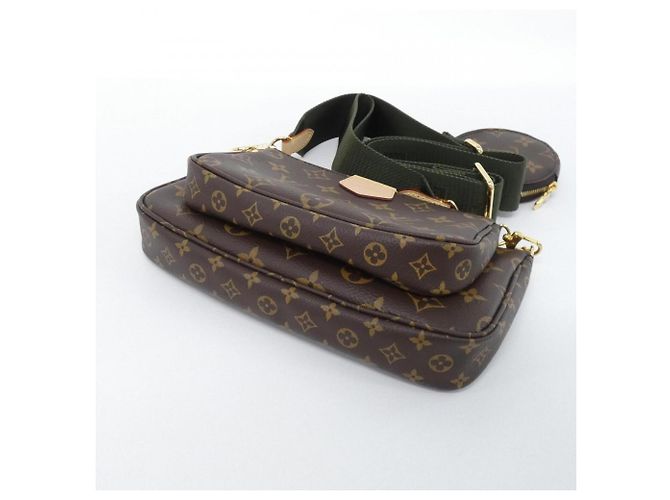 Bolsa de Ombro Louis Vuitton Monogram Multi Pochette Accessoires Caqui - vista 3