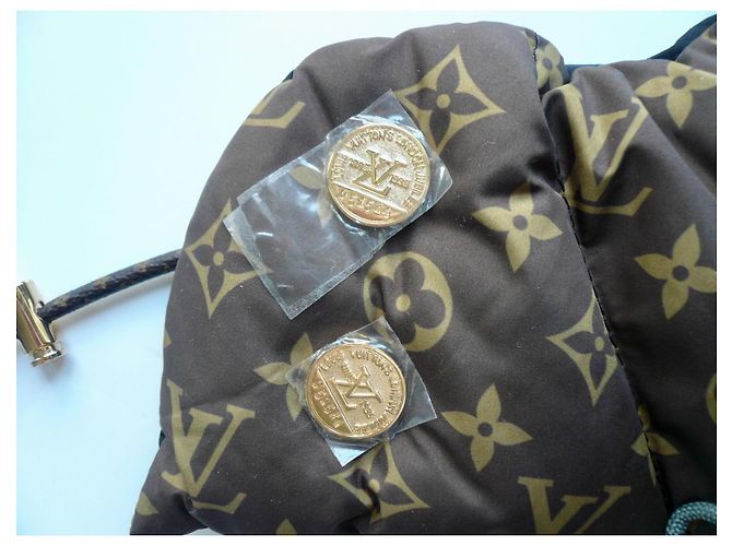 LOUIS VUITTON Capuche PILLOW HOODIE NEU EINHEITLICH WENDBAR Braun Schwarz - Ansicht 8