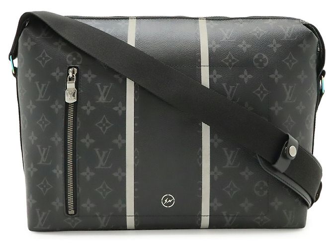 Bolso de hombro Louis Vuitton Monogram Eclipse Apollo MM - vista 2