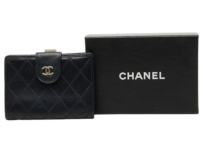 Chanel Coco Mark Bicolore Bi-fold Wallet Black - view 11